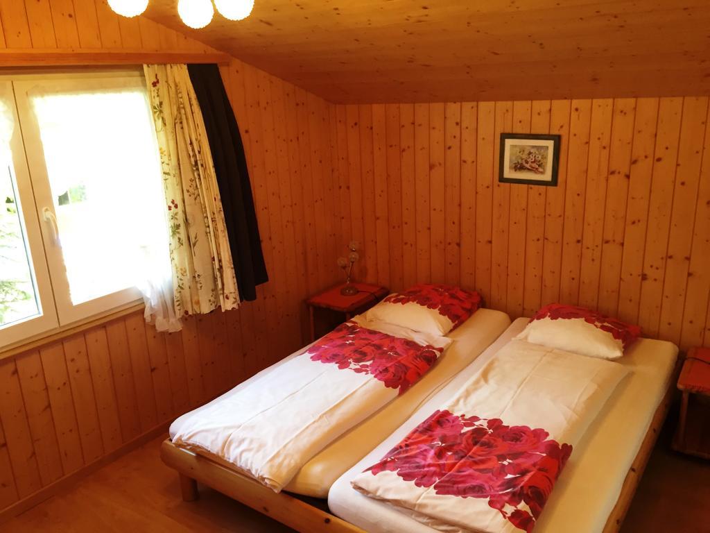 Alpen Chalet Kandersteg Room photo