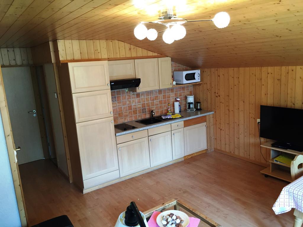 Alpen Chalet Kandersteg Room photo