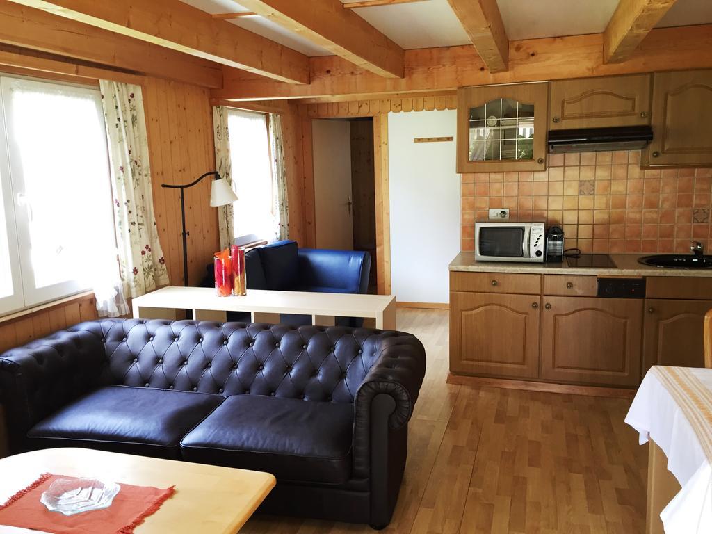 Alpen Chalet Kandersteg Room photo