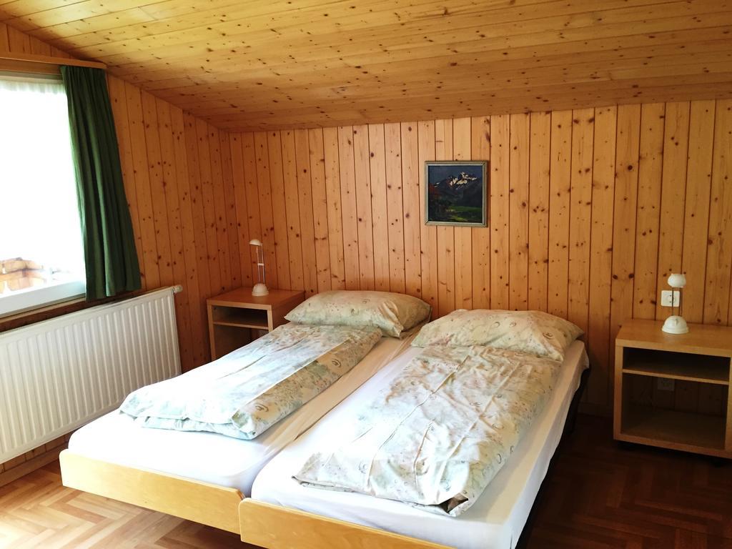 Alpen Chalet Kandersteg Room photo